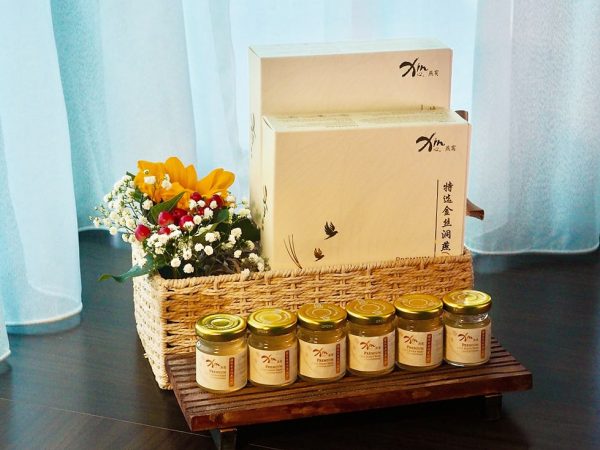 Gift Basket: 2 Boxes Premium Cave Bird’s Nest (12 Bottles - Reduced Sugar) with Fresh Flowers