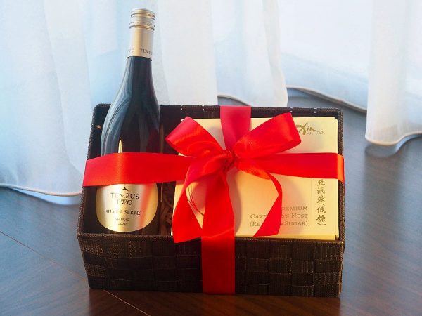 Premium Cave Bird’s Nest (Reduced Sugar) 42ml x 6 bottles with Australian Red Wine Gift Basket